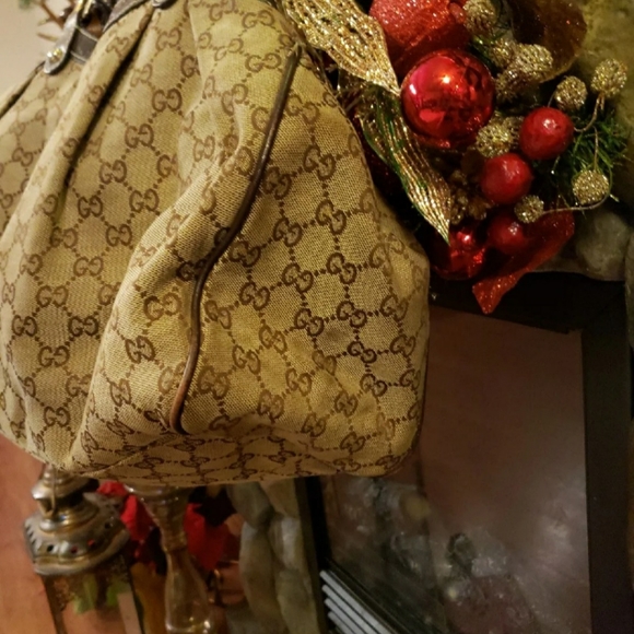 Gucci Sukey AUTHENTIC - Picture 1 of 8